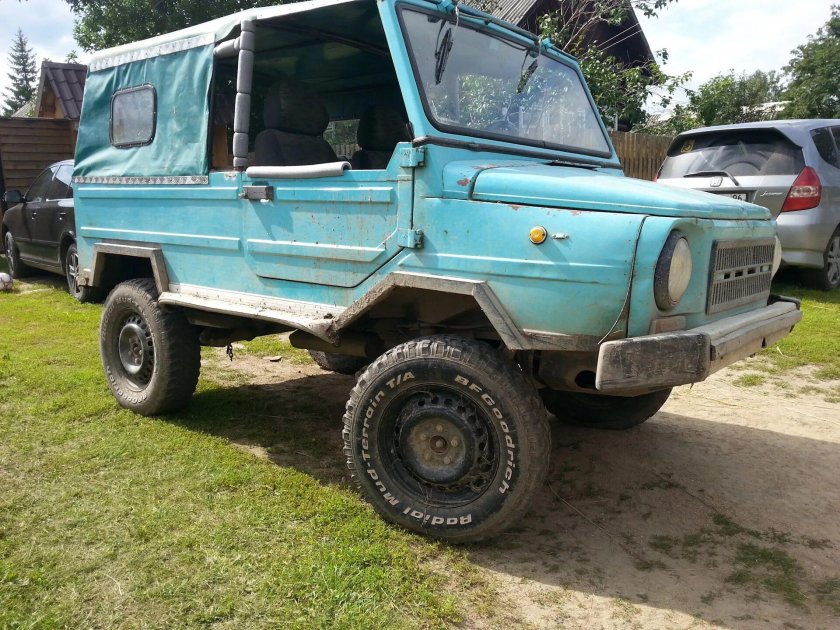 ЛУАЗ-969 заднемоторный