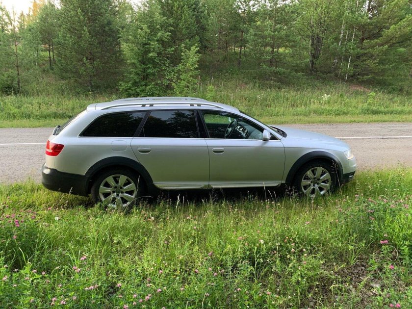 Ауди Олроуд 2001