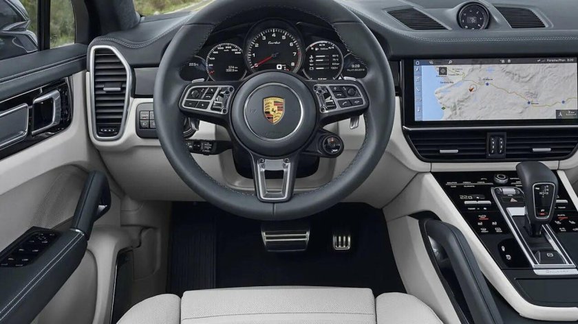Порше Кайен 2020 салон