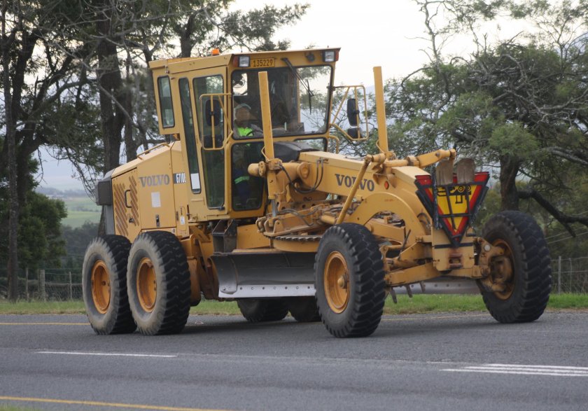Грейдер Volvo