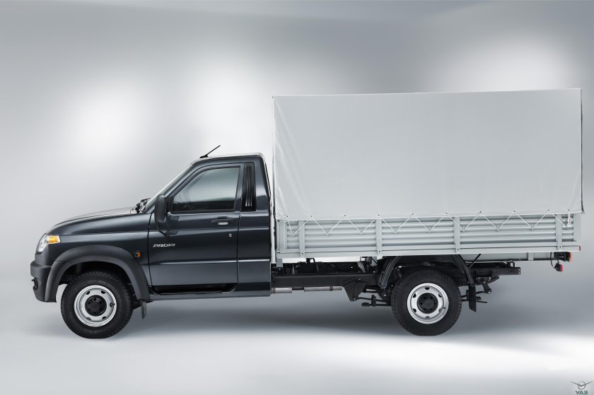 УАЗ профи моделька