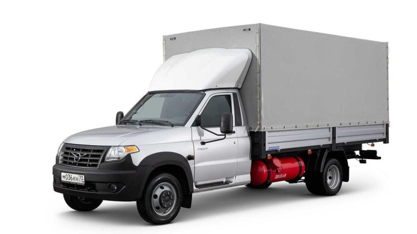 УАЗ профи полуторка