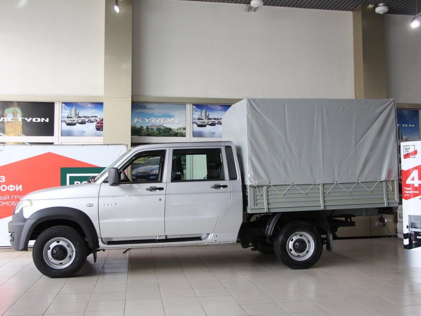 УАЗ-236324 UAZ Profi