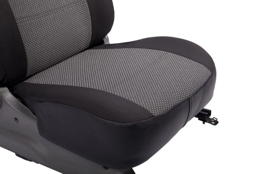 Чехлы на сидения