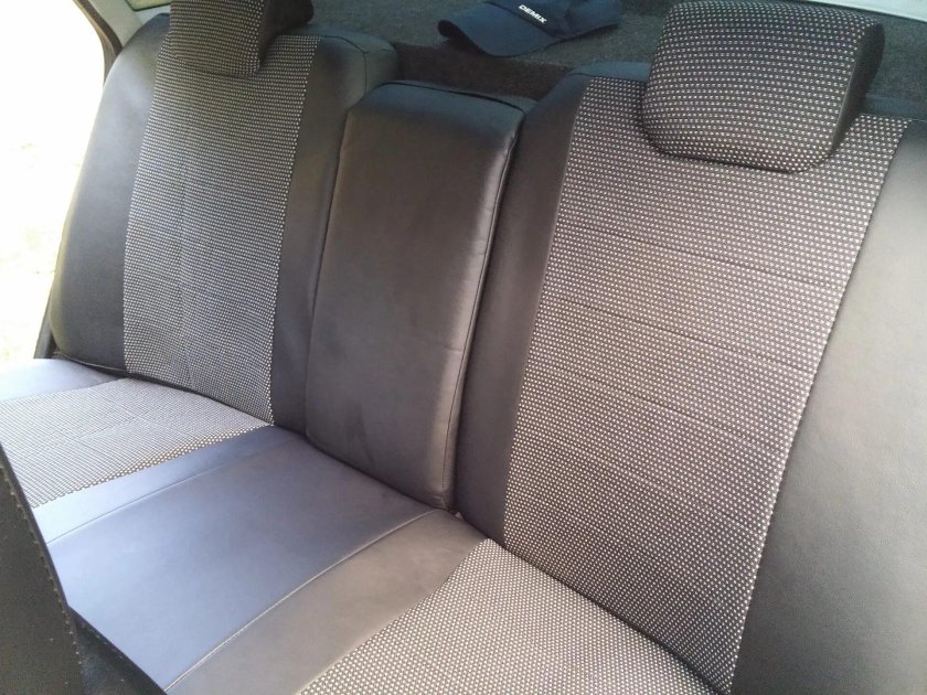 Чехлы на Логан 1 жаккард