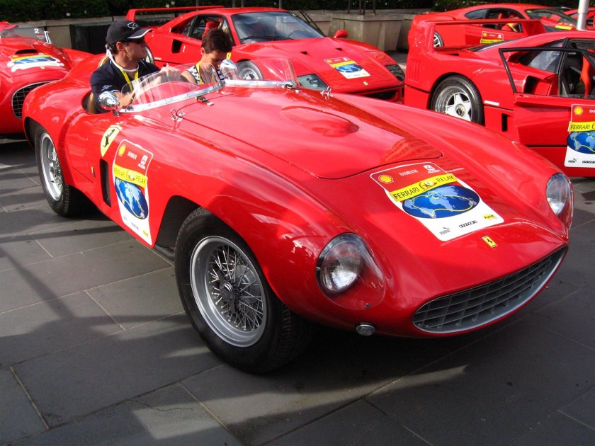 Феррари 750 Monza