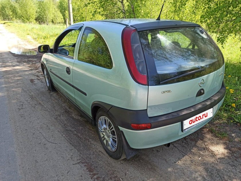 Опель корса 1.2 2004