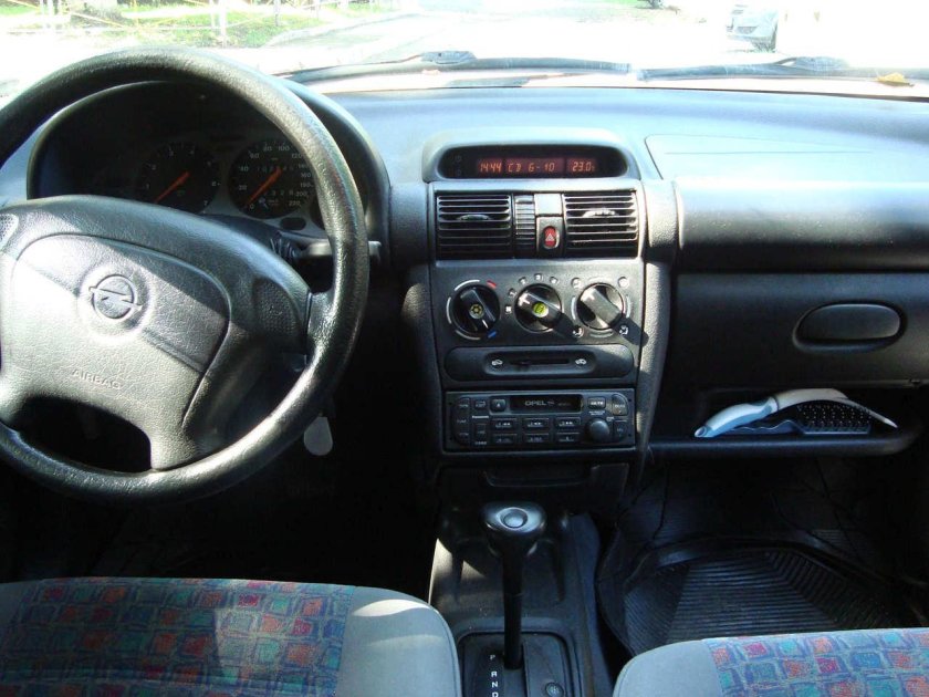 Opel Corsa b 1998