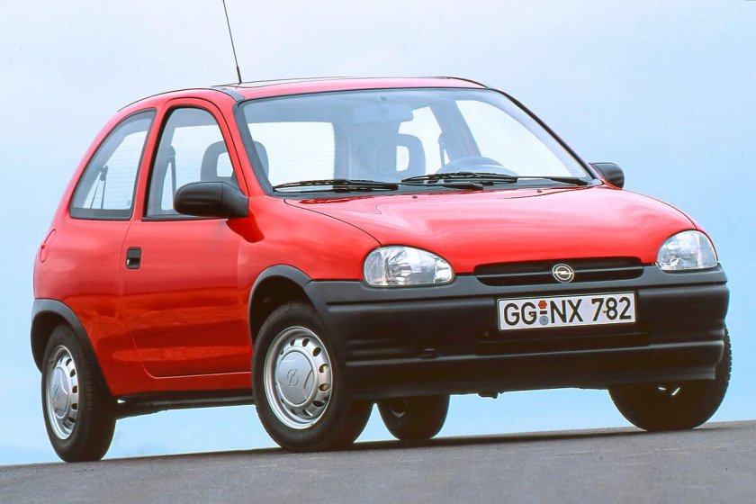 Opel Corsa 1995 b