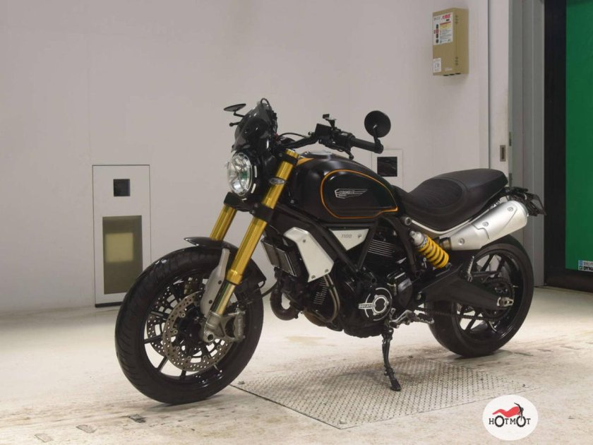 Ducati scrambler 800