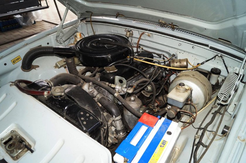 ГАЗ 31029 под капотом