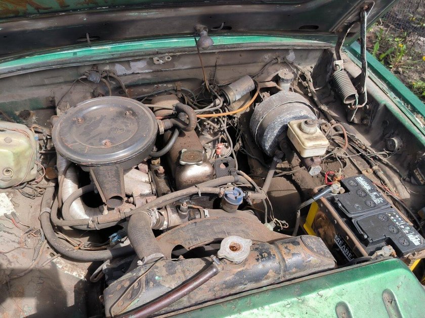 Моторный отсек газ 31029