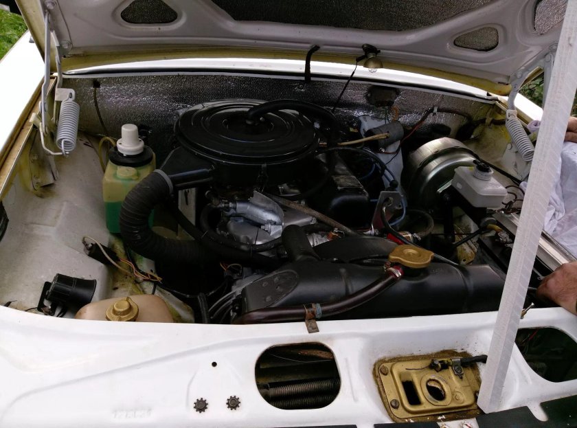 ГАЗ 31029 подкапотное