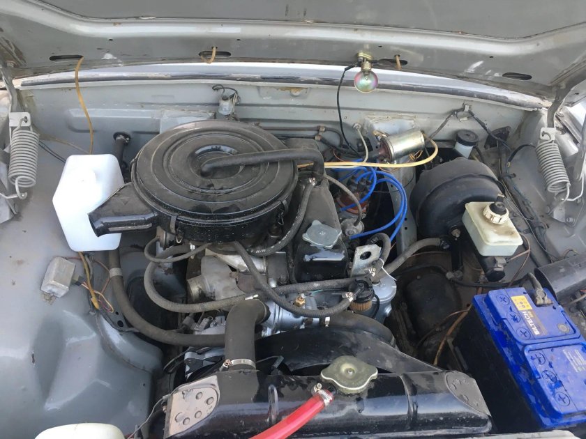 ГАЗ 3110 моторный отсек