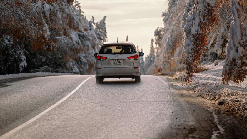 Автомобили зимой и летом