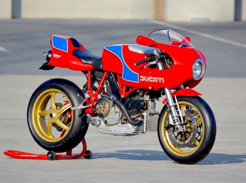 Ducati mh900e
