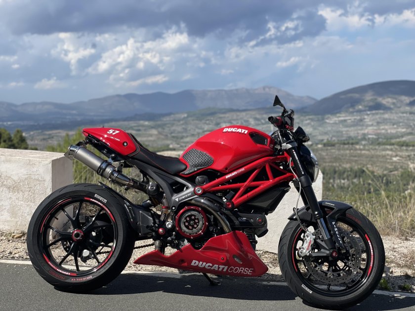 Ducati monster 796