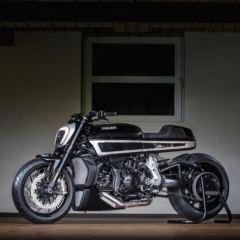 Дукати Диавель кастом