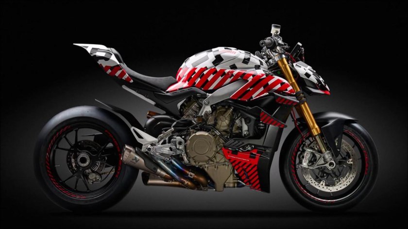 Ducati v4 Street Fighter