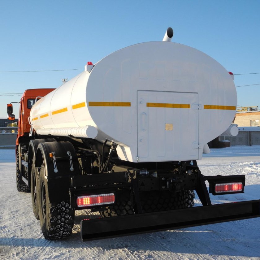 Автоцистерна НЕФАЗ-66065-10