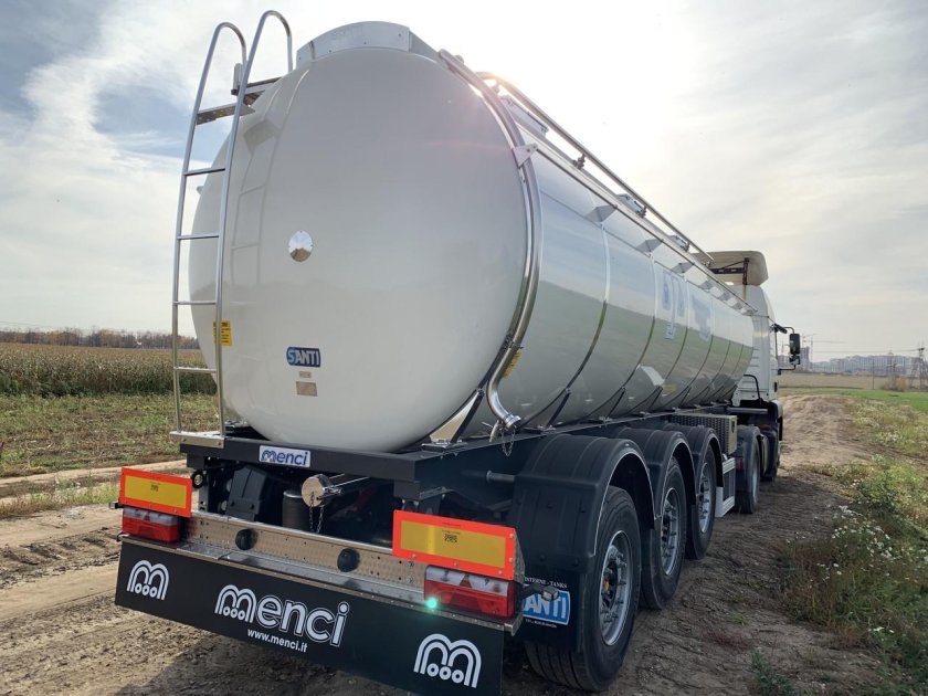 Пищевая цистерна Менси