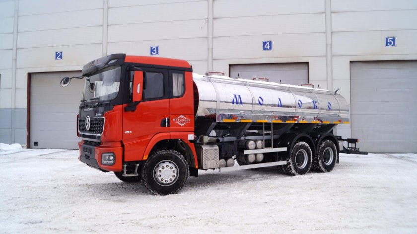 Автоцистерна для нефтепродуктов