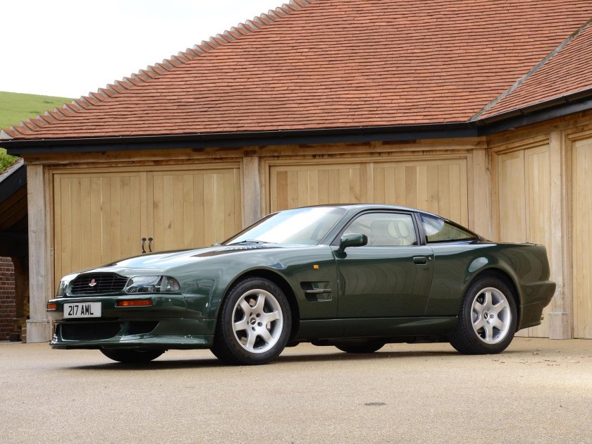Aston Martin v8 Vantage 1999