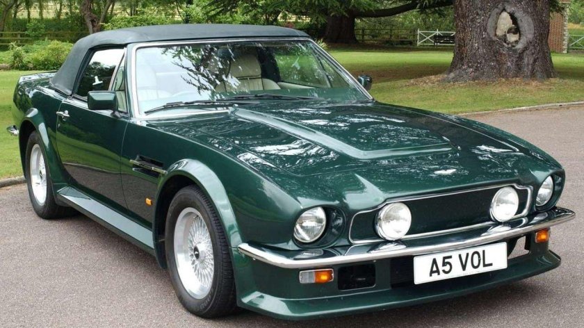 Aston Martin v8