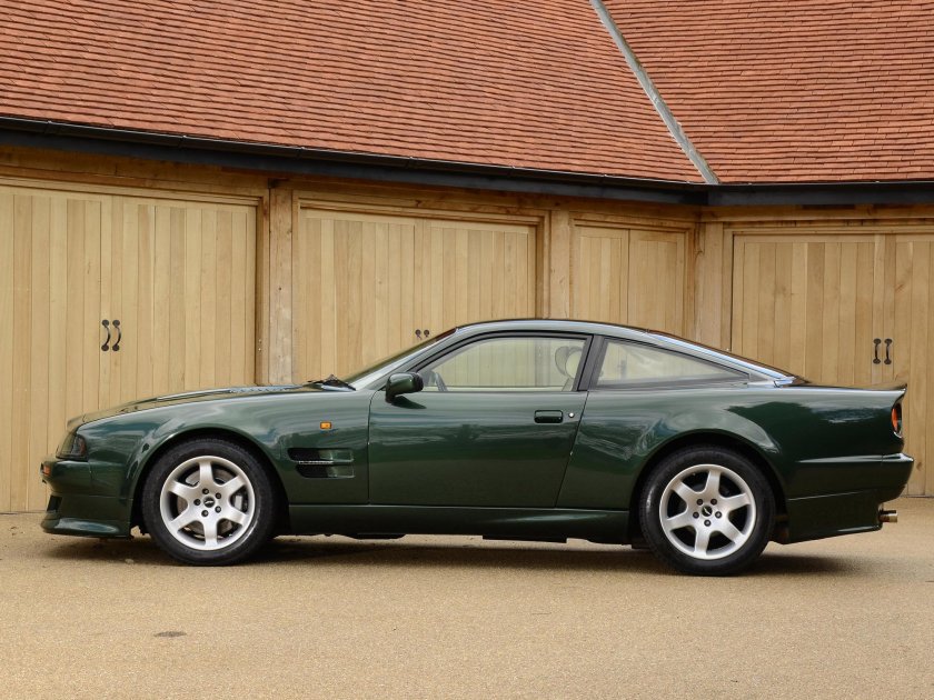 Aston Martin v8 Vantage 1993