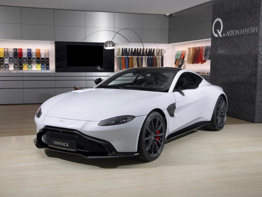 Aston Martin v8 Vantage 2019