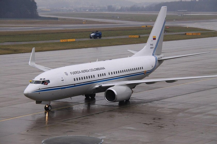Боинг 737-700