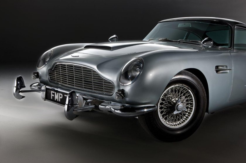 Aston Martin db5 007