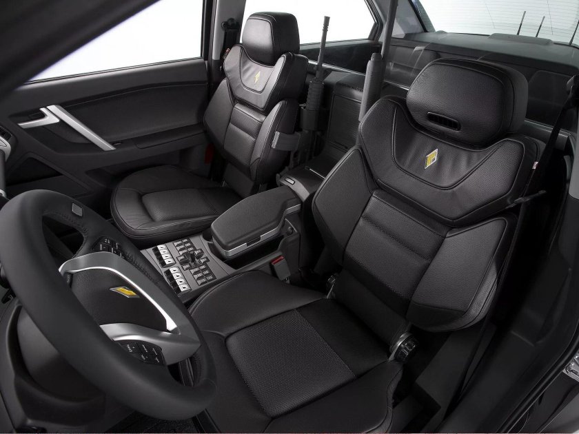 Carbon Motors e7 салон