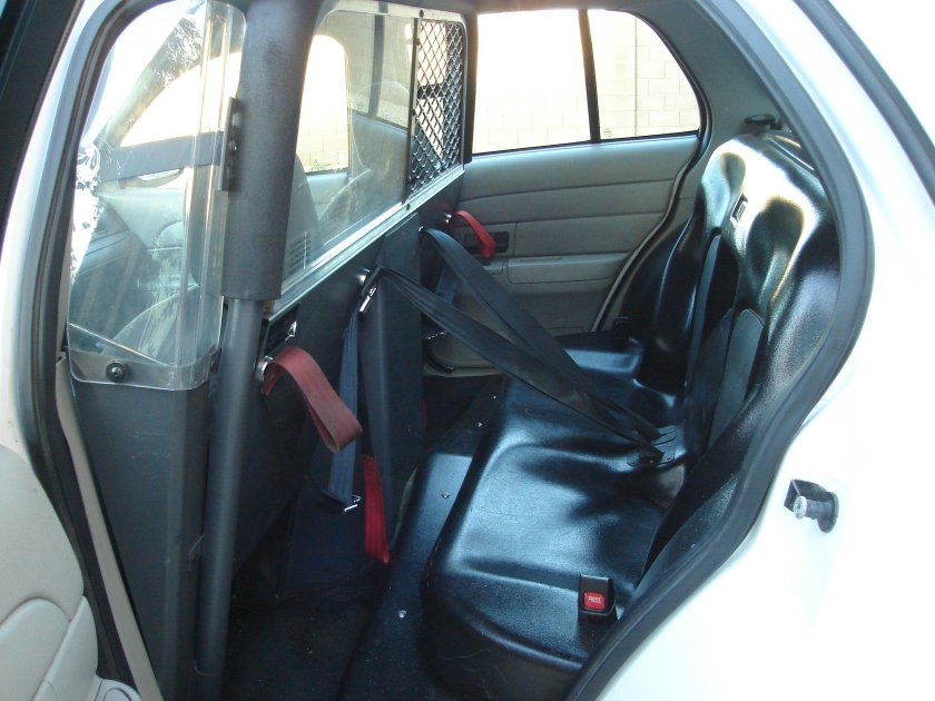 Crown Victoria заднее сиденье