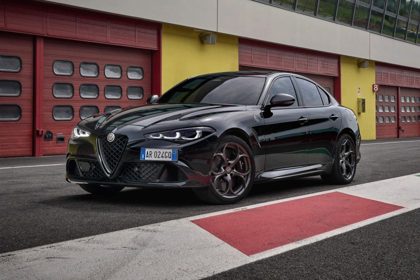 Alfa romeo giulia quadrifoglio