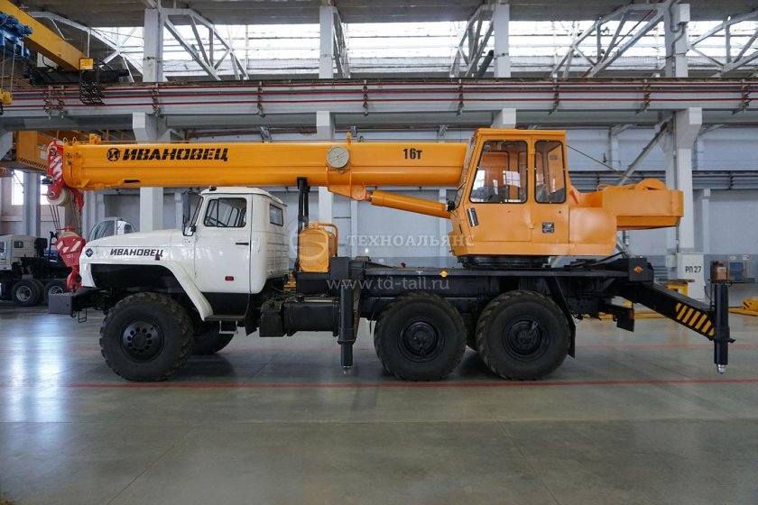 Кран автомобильный КС-35714