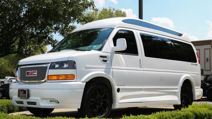 GMC Savana 2500 Conversion