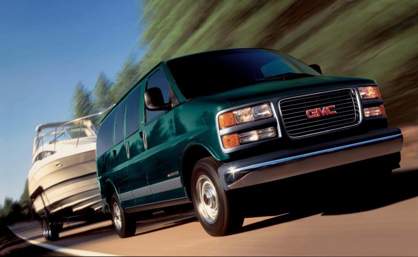 GMC Savana 2000