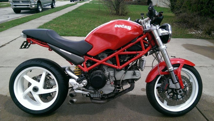 Ducati Monster s2r