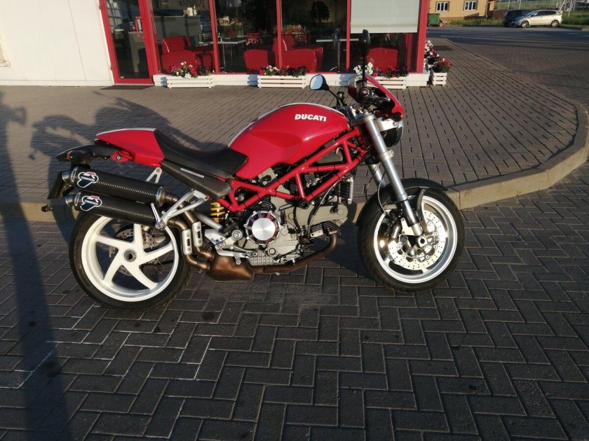 Дукати 2005 года