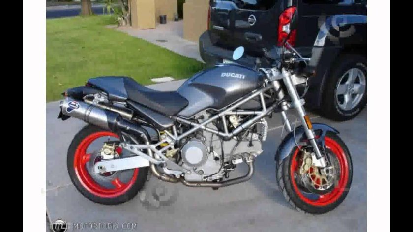 Ducati Monster 1000ie