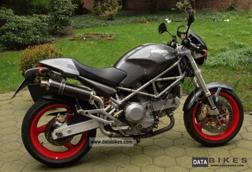Ducati Monster 1000ie
