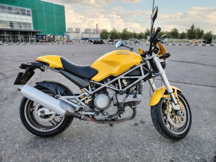 Ducati monster 400