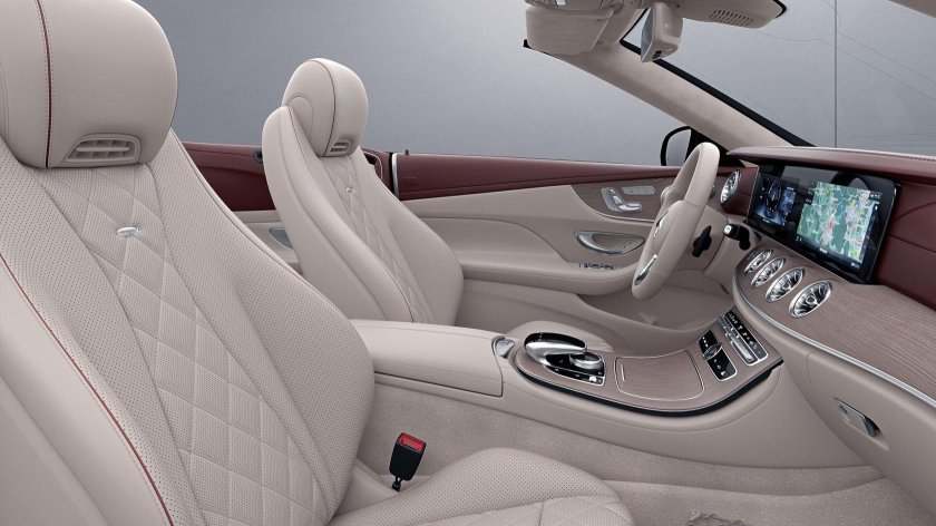 Mercedes Benz e200 2020 белый салон