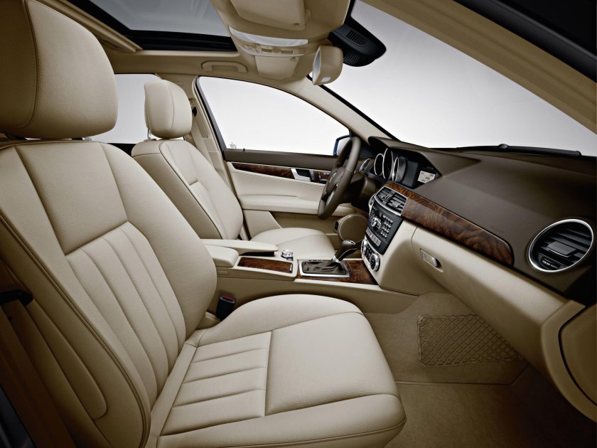Mercedes Benz c class w204 салон