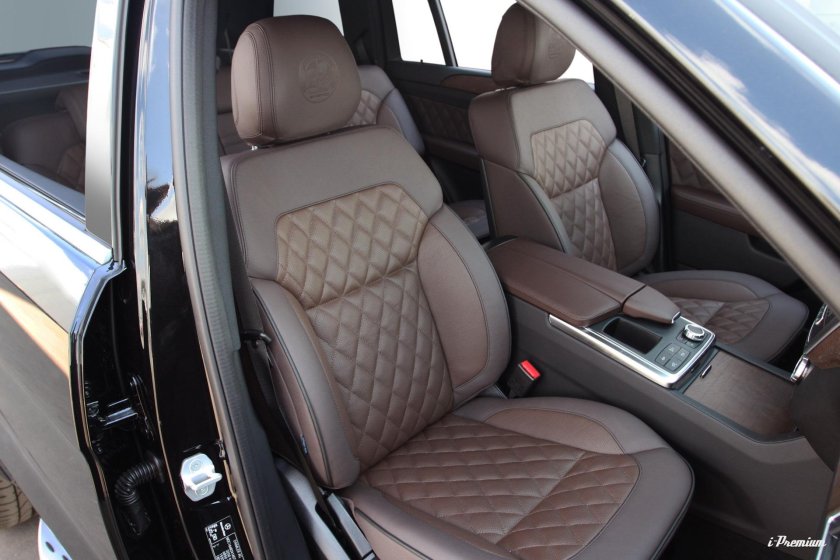 Touareg NF коричневый салон