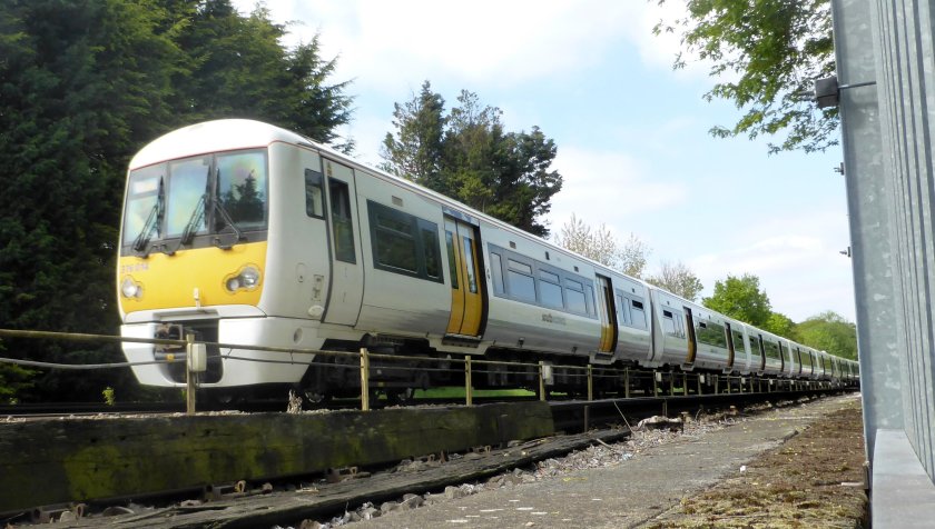British Rail class 166
