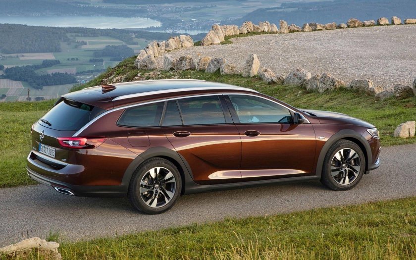 Опель Инсигния Кантри Турер