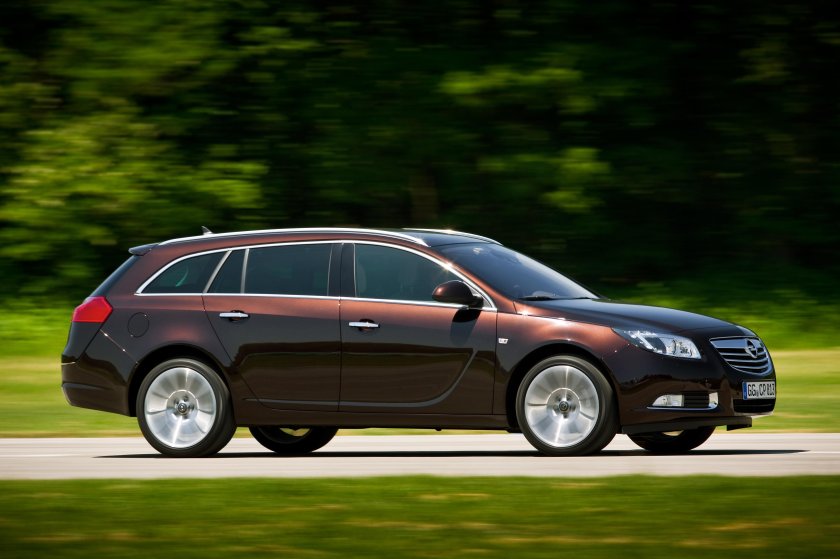 Opel Insignia 2012 универсал