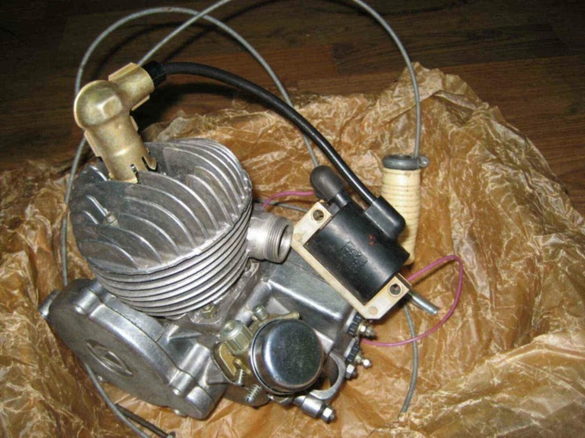 Веломотор д8